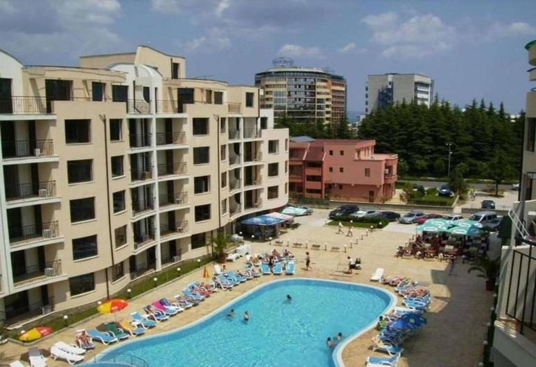 Avalon Premium Apartments Pantai Sunny Bagian luar foto